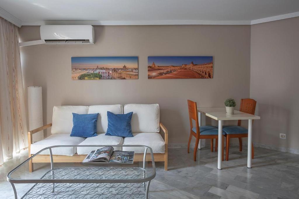Luminosity Square Studio. Francos 14 Appartement